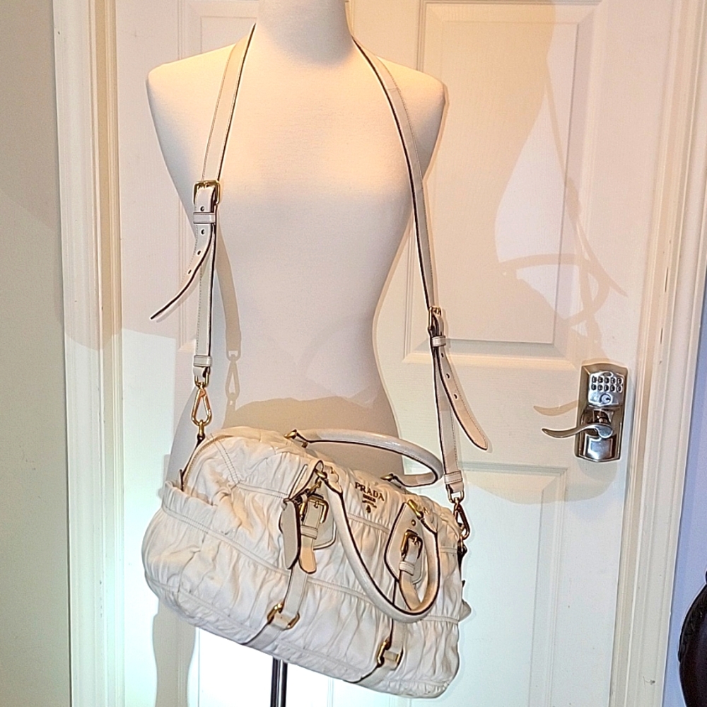 PRADA  HAND BAG/CROSSBODY